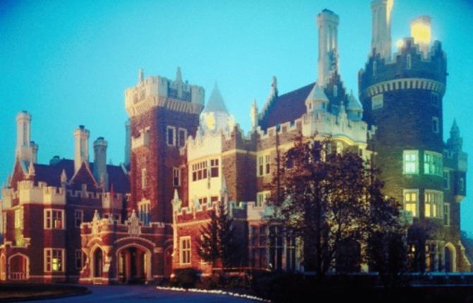 Casa Loma 1