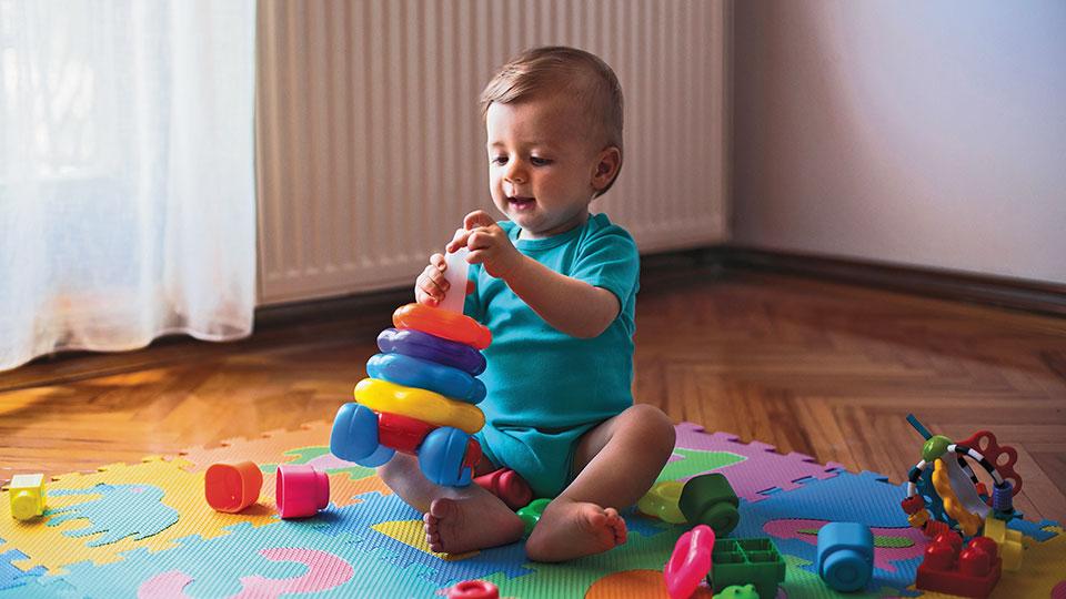 Montessori Baby Toys, Passive Toys = Active Learners - how we
