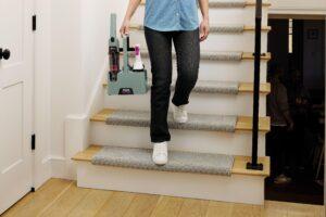 #8 JPG-R_HX101_InUse_GrabandGoCaddy_BeingCarried_Stairs #8 JPG R HX101 InUse GrabandGoCaddy BeingCarried Stairs