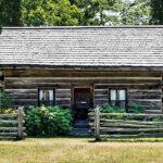 MuskokaLakesMuseum LogCabin6
