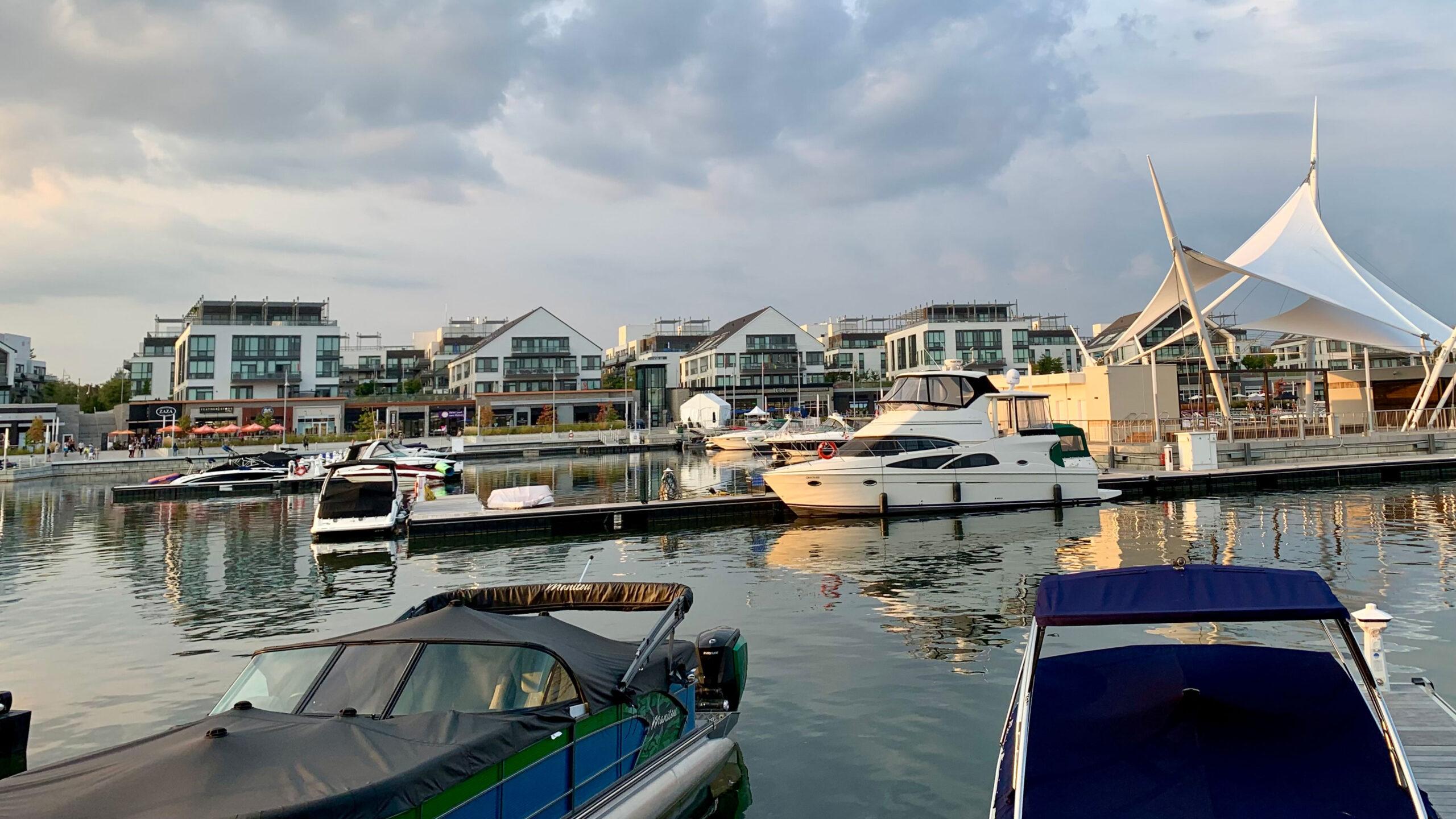 Friday Harbour Resort